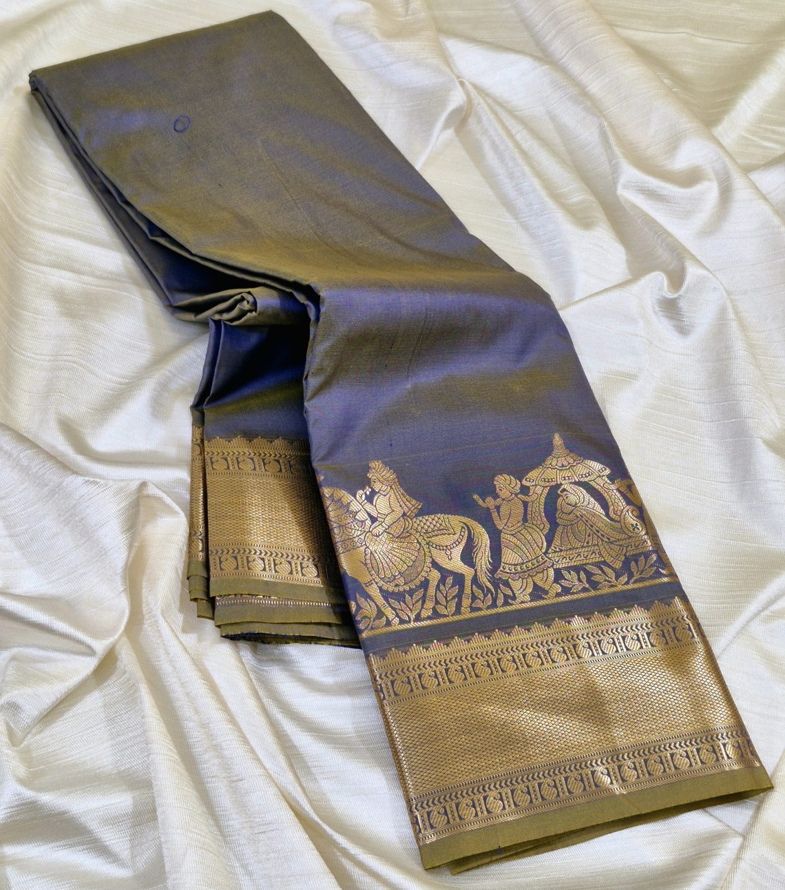 Kanchi Butta Saree Grey