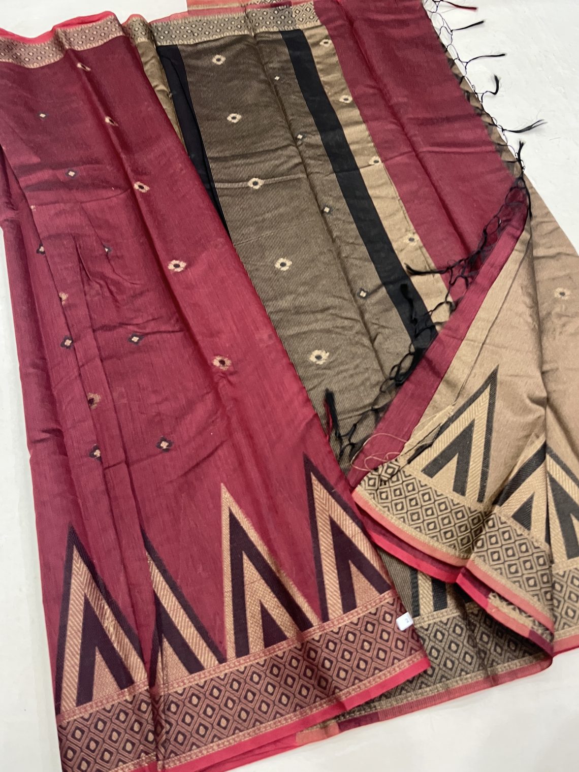Temple Border Dark Maroon Cotton Saree