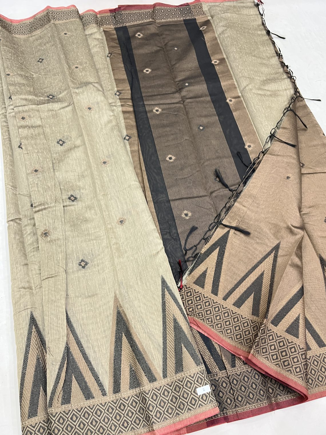 Temple Border Cream Cotton Saree