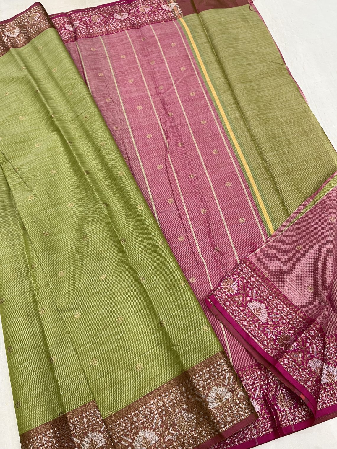 Daily Wear Bright Green Cotton Saree